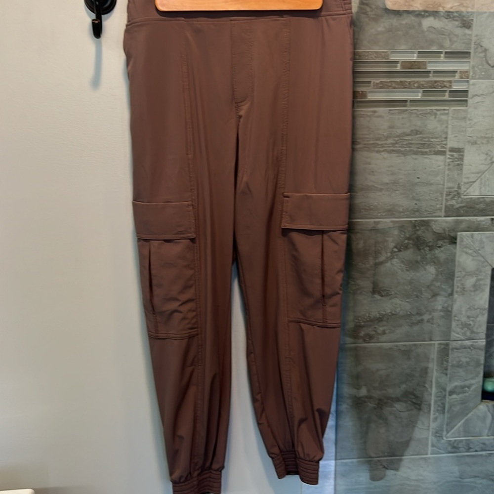Athleta Sea Utility Jogger in Brown